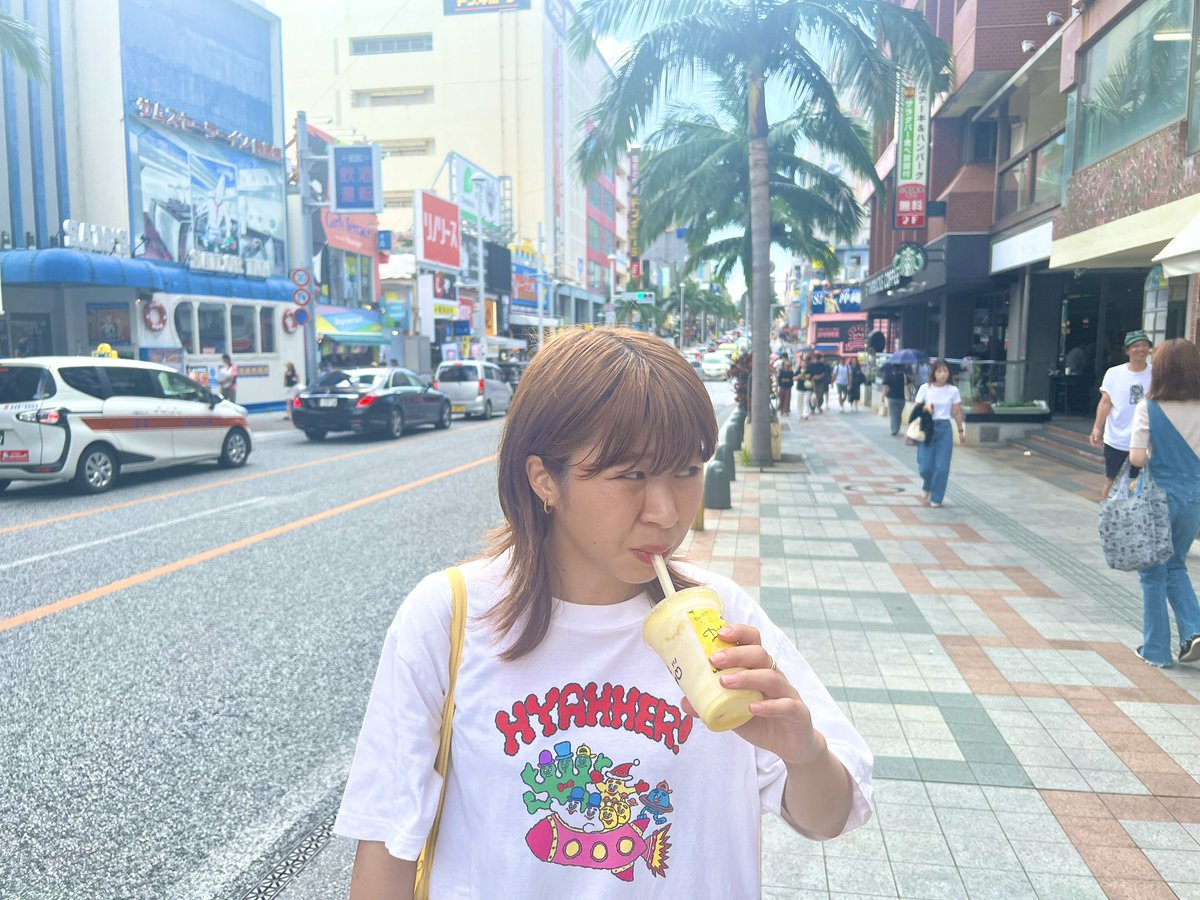 Z1sFRV6Vpfn3LMN's tweet photo. Aマッソ加納のキウイチャンネル
いま沖縄で撮影してるんですが、全然 顔さされなくて加納さんが機嫌悪くなってきてます！！！

15時頃まで国際通りにいるので
ファンの方もし近くにいたら私までDMください☺️ https://t.co/UGbF7cyuu3