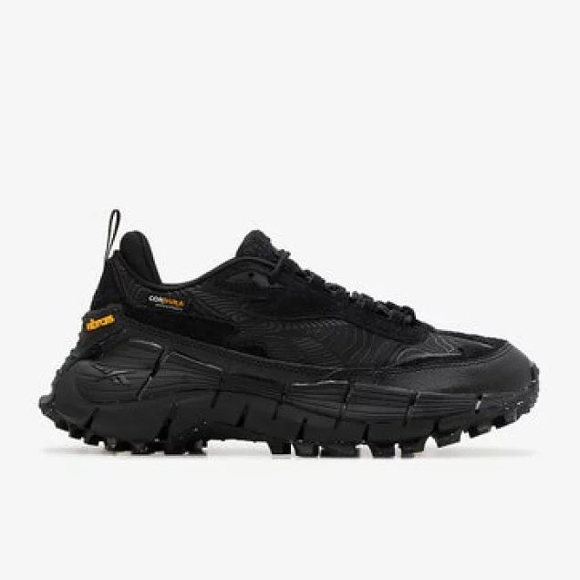 eieiyongswim's tweet image. かっこよすぎるreebok…….ᐟ.ᐟ
ゴツめでスタイルアップもできる黒スニーカー探してる方、要チェックです〜