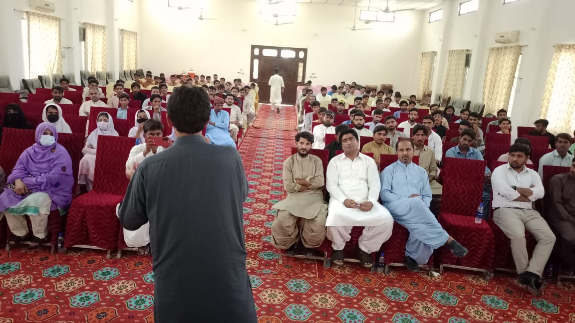 نصیرآباد ایجوکیشنل کونسل کی جانب سے کیرئیر کونسلنگ سیشن کا انعقاد۔