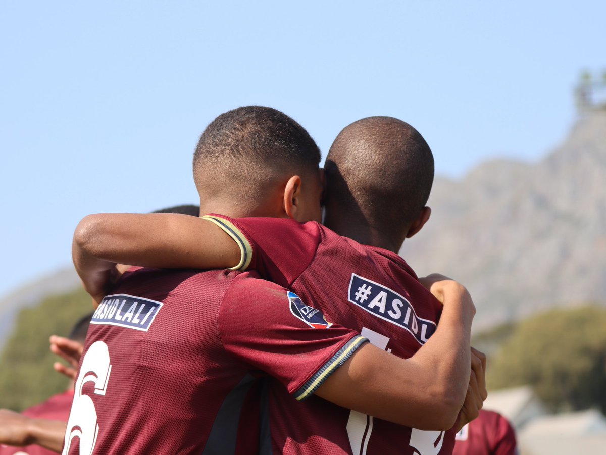 SFCAcademy's tweet photo. 𝐅𝐔𝐋𝐋 𝐓𝐈𝐌𝐄

3 points for the first match of the 2023/24 #DStvDiski season 👊 

Stellenbosch FC 2️⃣-0️⃣ Chippa United FC 

⚽️ Roy-Keane Avontuur 
⚽️ Mervin Boji

#DStvDiski #StellenboschFC https://t.co/rAzLgv4gB1