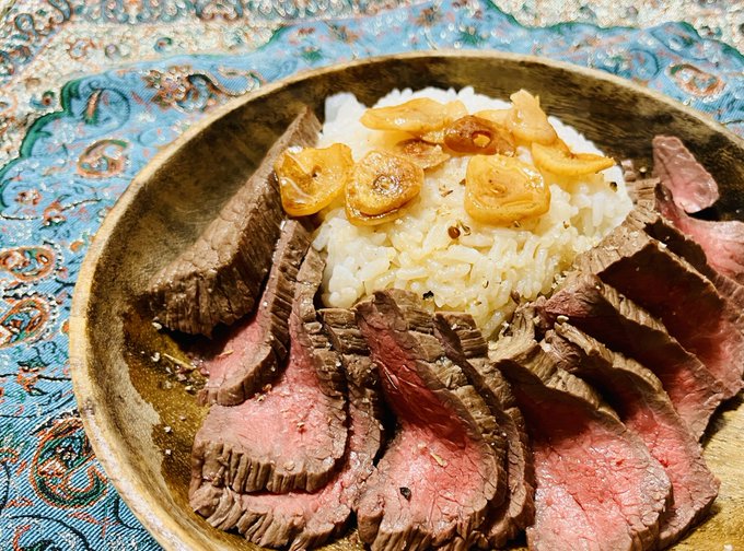 シンプルなお肉ご飯 