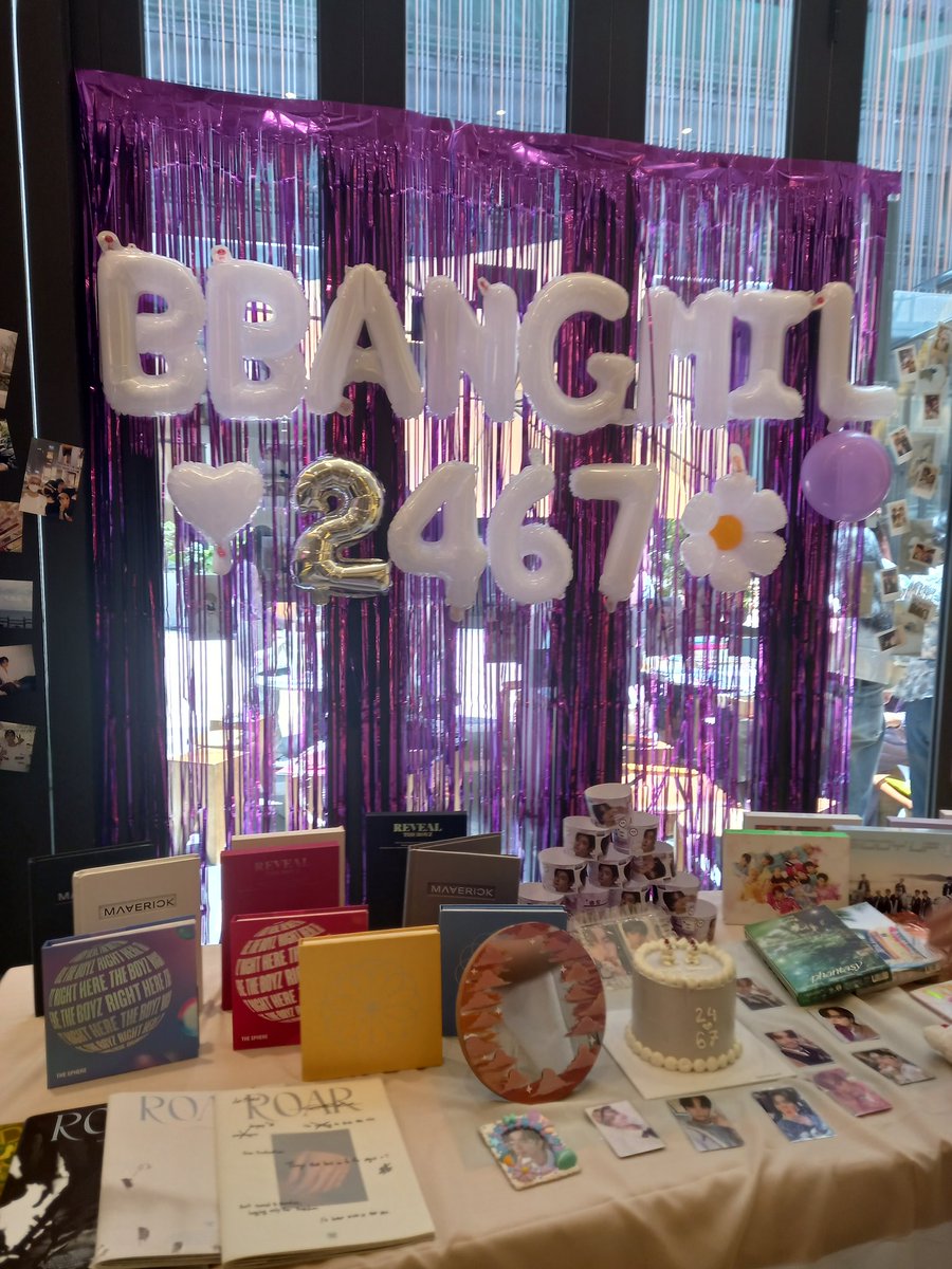 faiirym00nz's tweet photo. bbangmil event at ben gong tea cafe 💜🤍
#TrainDateToSongdo #Code_2467
#THEBOYZ #tbz #hyunjae #younghoon #bbangmil https://t.co/8zQQS4s5mm