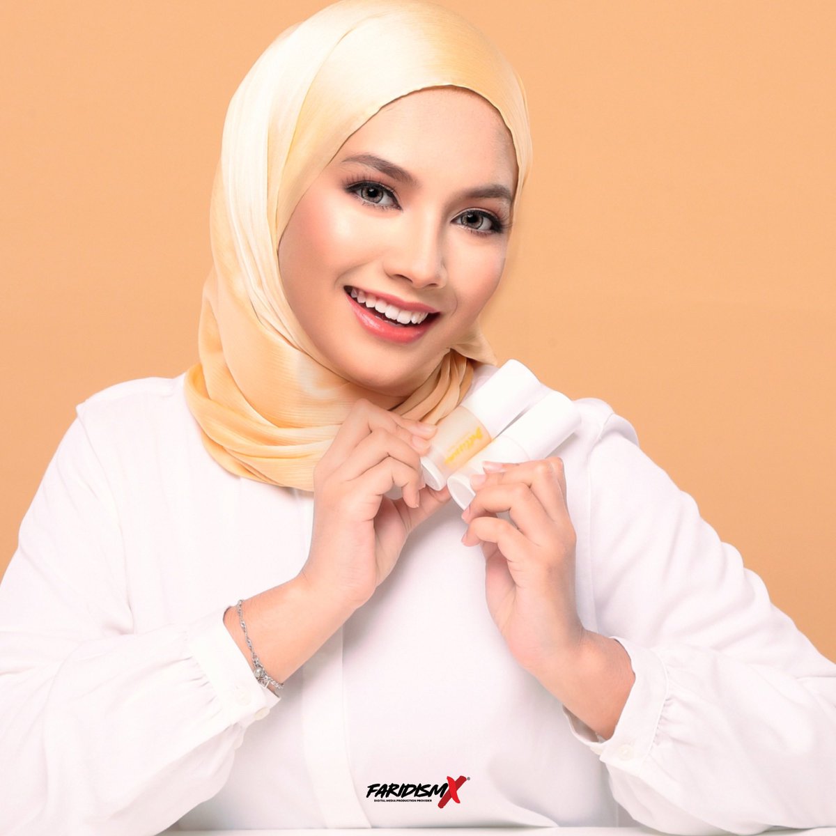 faridismx's tweet photo. Jom photoshoot bersama faridismx! 📸 https://t.co/ZSgf5yeGkk