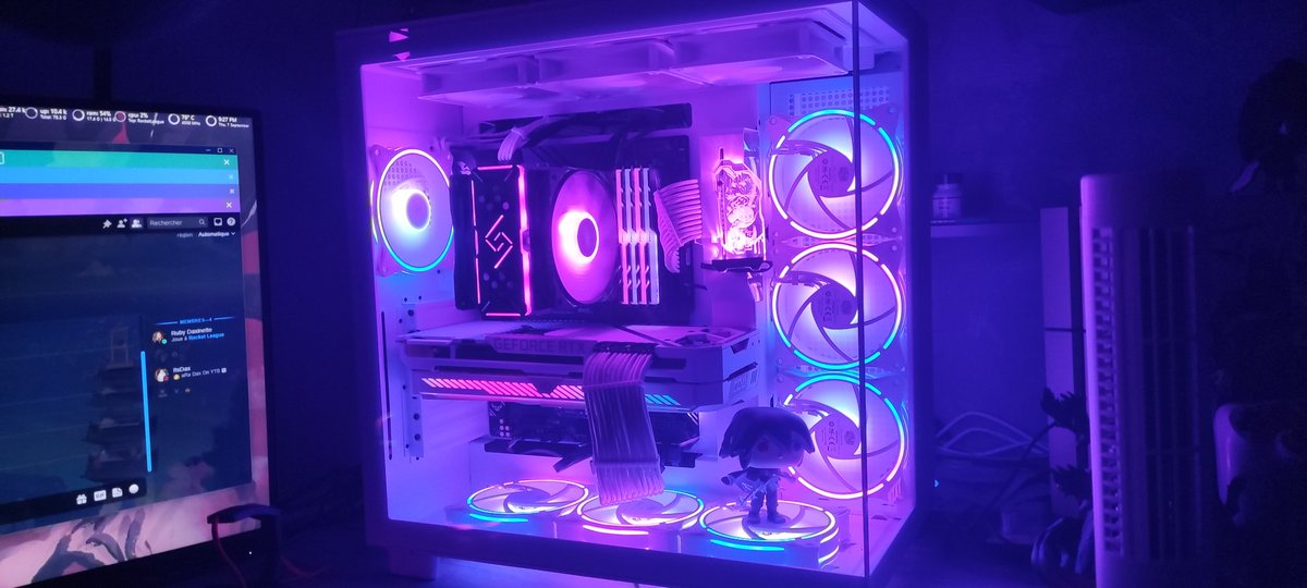 ItsDaxOff's tweet image. J'ai upgrade ma rtx 3070 zotac pour une 3090 rog Strix ducoup, merci pour vos conseils les frères