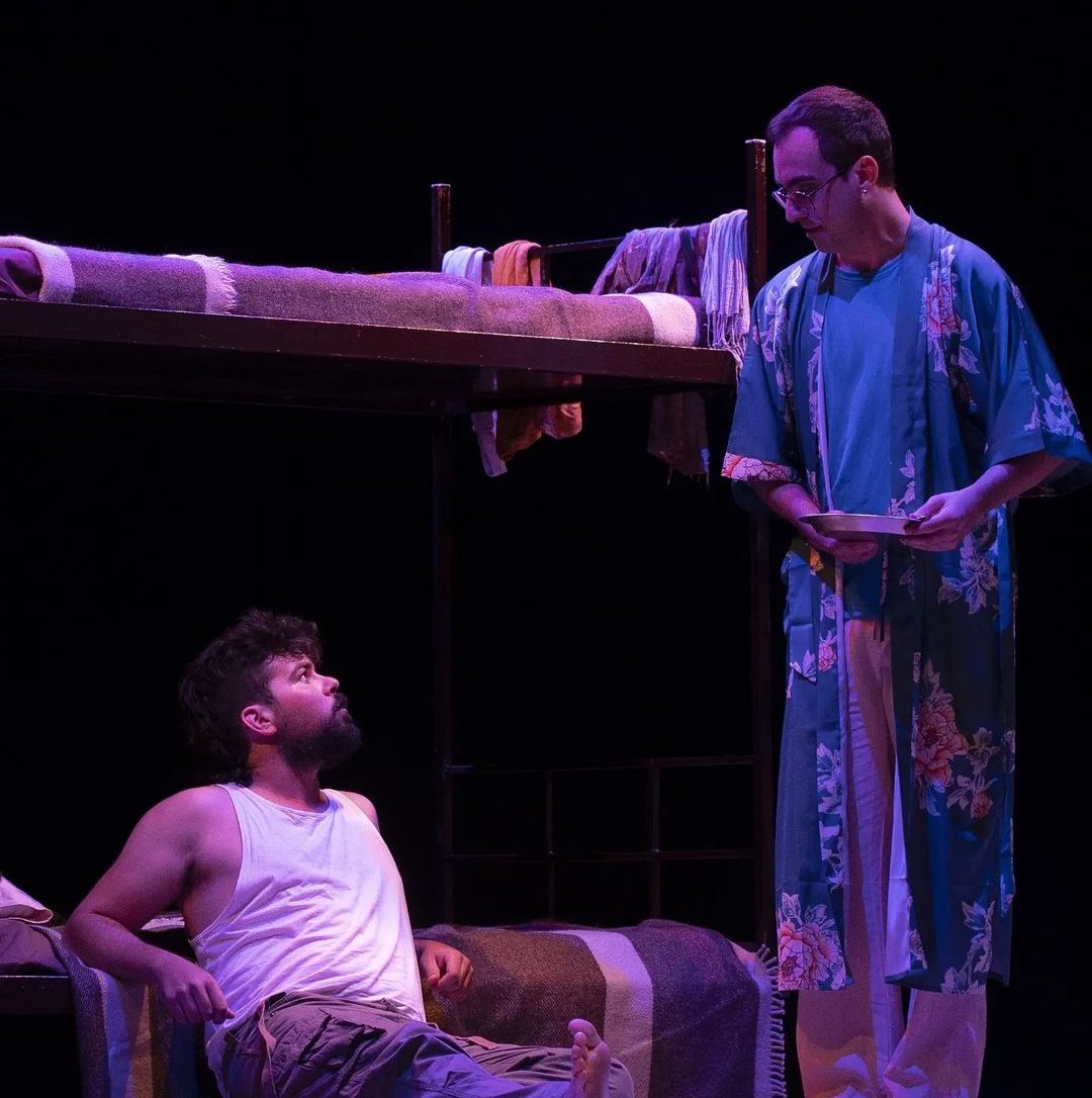 paginaescrivint's tweet photo. Esta tarde en Castellón, a las 19:00 en el teatro del Raval, dos presos comparten celda en una prisión argentina. Os esperamos allí ❤️ https://t.co/8NN9361d7d