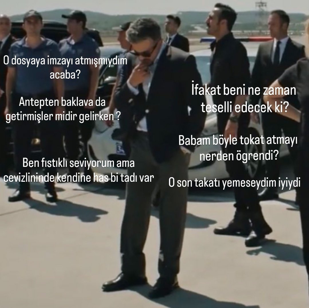 SucluVeKbahatli's tweet photo. Orhan ne düşünüyor diye çok sorulmuş
#YalıÇapkını #SeyFer https://t.co/a7NbRrAojM