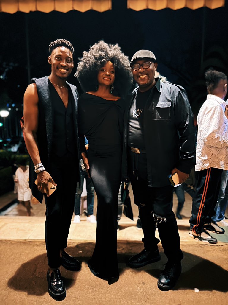 enamara's tweet photo. I’m still recovering from a night of great music, fun and awesome company. Thank you @mauricekirya for staying true to the art. #TableOne had a blast.
Thank you @mbjorgum for capturing these gems!
#KiryaLive2023 https://t.co/tc7QoXZyZF