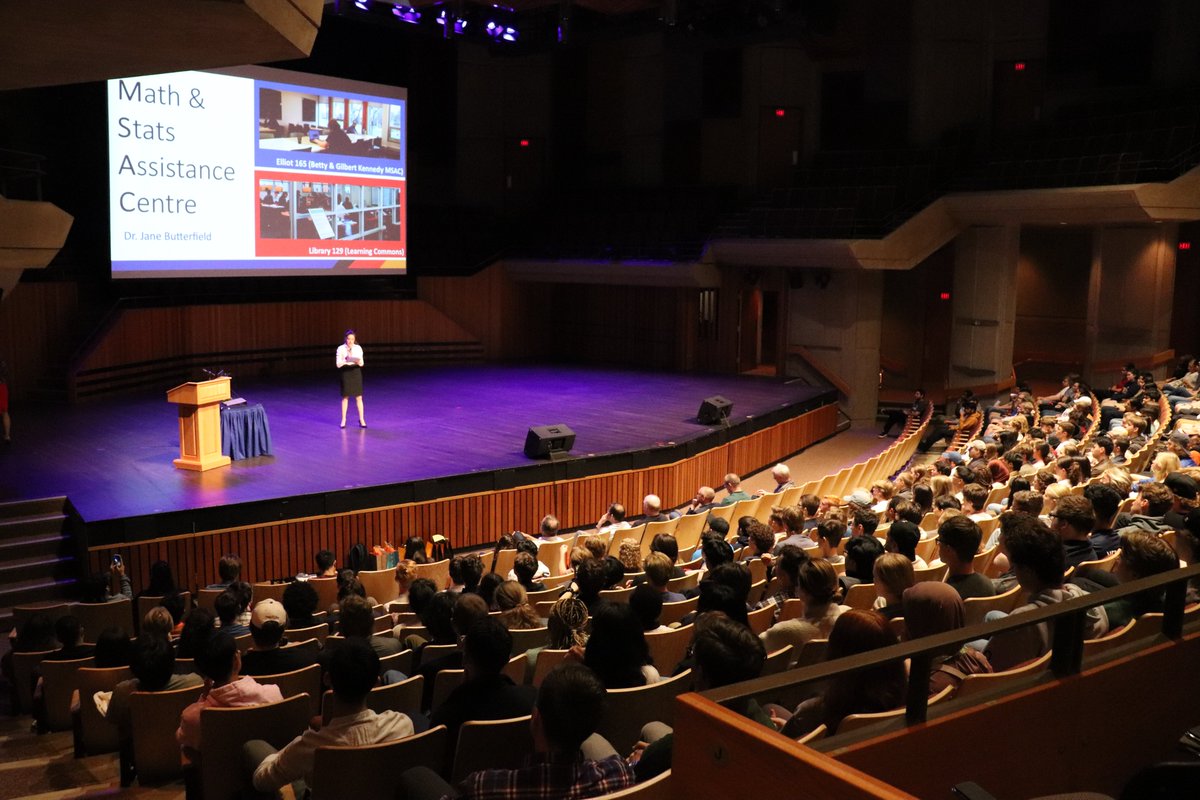 A huge welcome to our new Engineering and Computer Science students, and welcome back to all of our returning students! Earlier this week, a full house of first and second-year students in the Farquhar Auditorium learned about a wide range of student supports and opportunities!