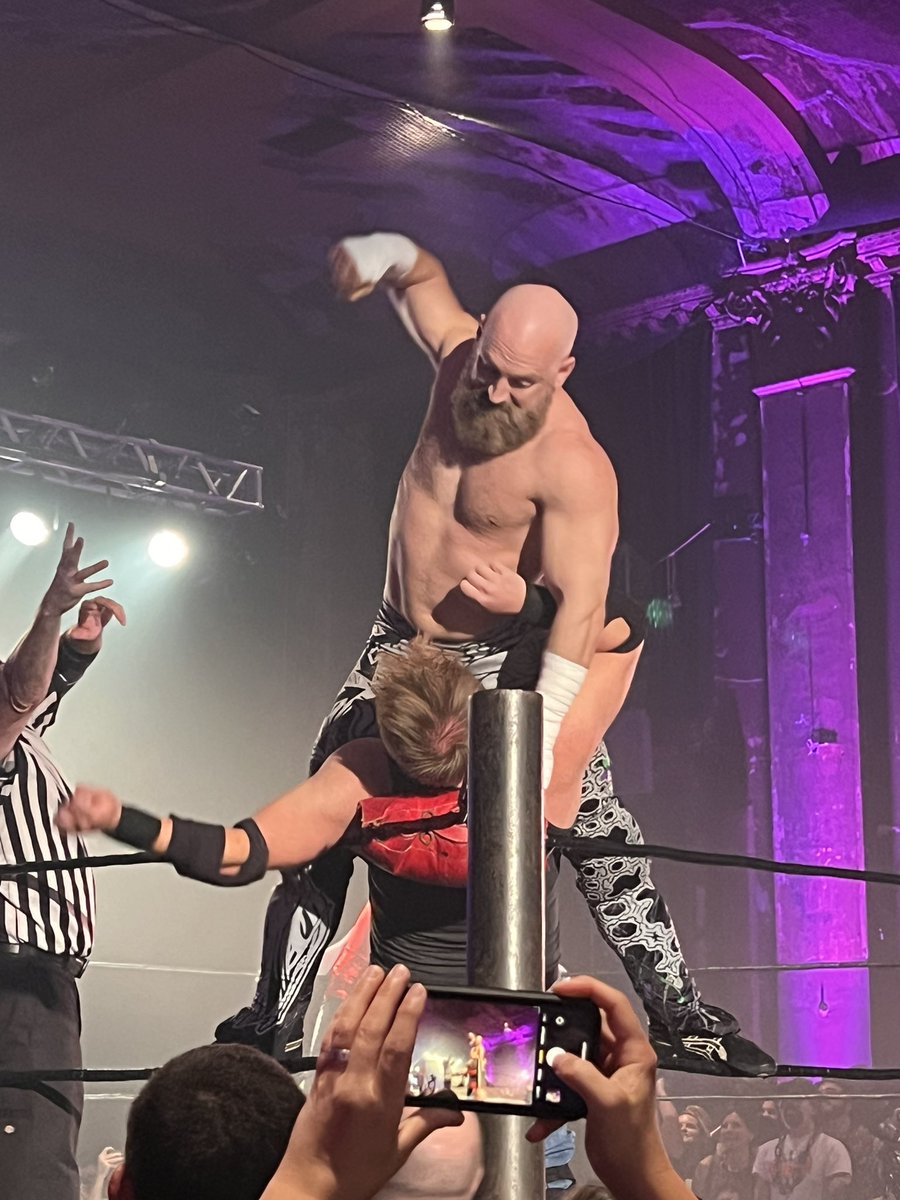 Mike Wiz tweet media