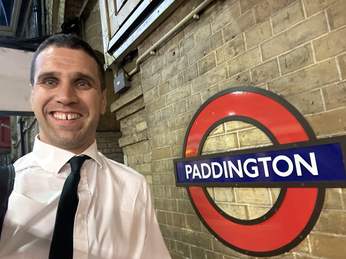 DaveTushingham's tweet image. Can’t wait for #researched today, so many incredible people I’m excited to see! Great to catch up with @Noni_Rainbow @MrMattock last night, loved exploring London and pretending to be an adult! Cracking day in store! Thanks everyone! 👏