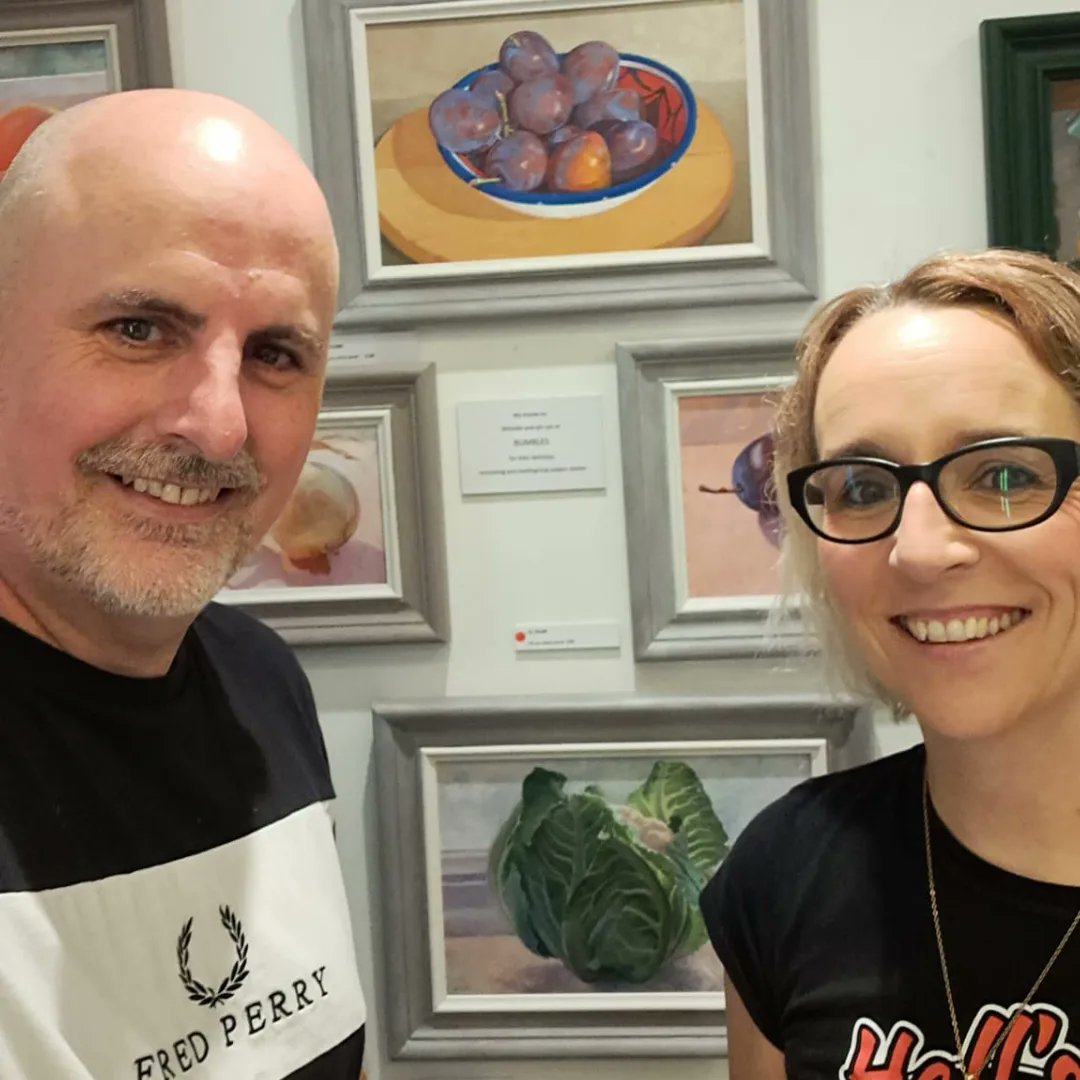 BumblesGG's tweet image. What an honour, some of our produce is featured in a  exhibition,  these are oil paintings by the very talented Barry Woodcock. Go check his exhibition out at @BrightlingseaMu it's truly wonderful. #artists #exhibition #fruitveg #Brightlingsea #Essex 
@FruitnVeg_Spits @BBCEssex