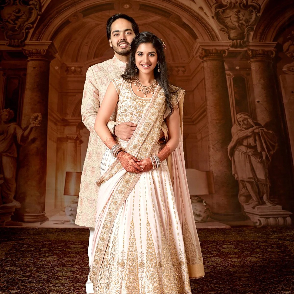 Akash04_1994's tweet photo. THE WEDDING OF THE CENTURY
Soon, an event bigger and grander than @g20_org will take place in #India. Anant Ambani, the son of Mukesh Ambani, the richest man in Asia, is reportedly planning a wedding with the gorgeous Radhika Merchant. #BigFatIndianWedding https://t.co/QeaUvHtykV