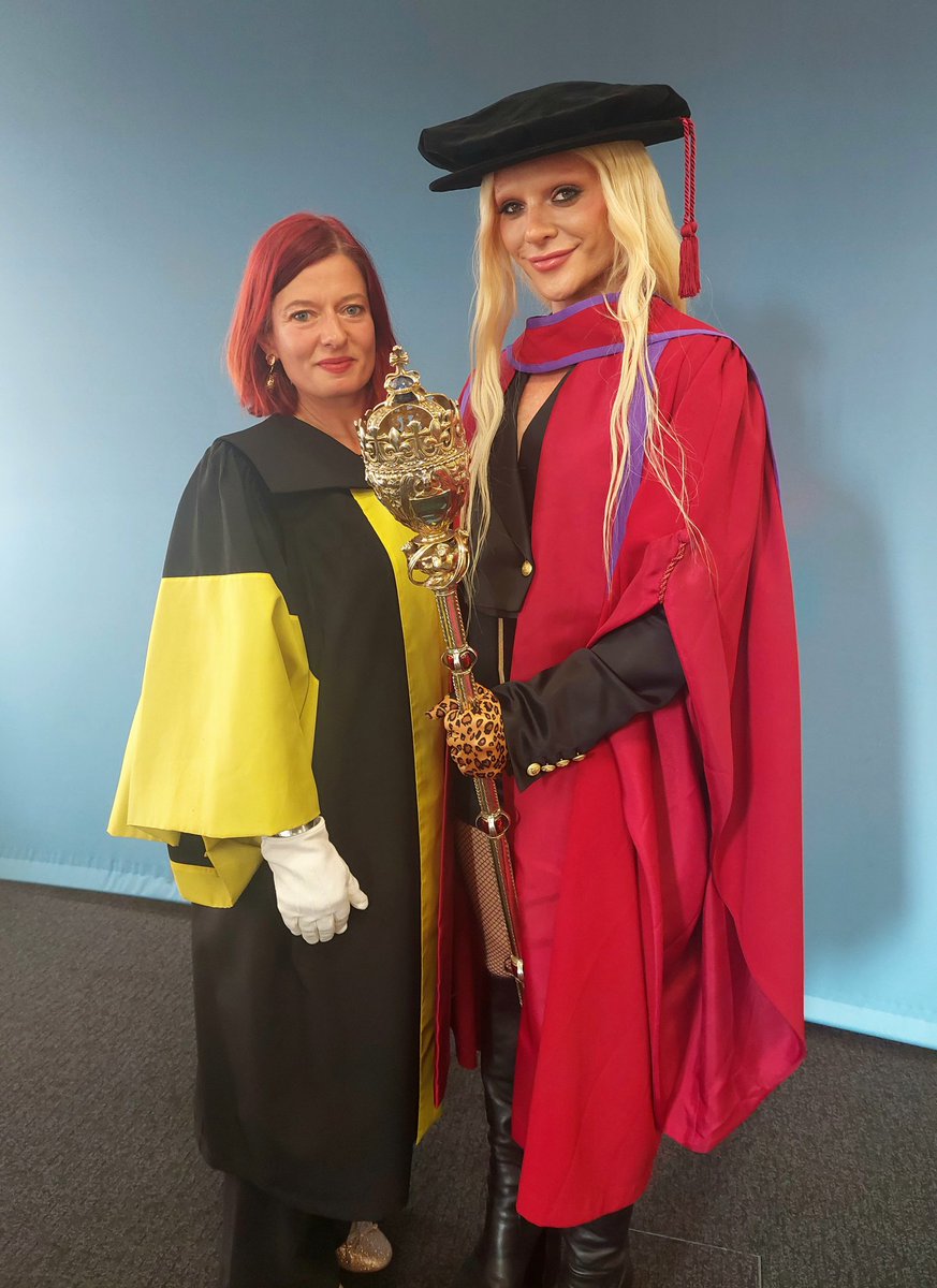 Imogen B-M (@imogenburman) on Twitter photo etting ready for the last day of <a href="/GoldsmithsUoL/">Goldsmiths, University of London</a> summer graduation ceremonies, enjoying #croissantcorner on <a href="/BBCRadio3/">BBC Radio 3</a>, and yes, the wonderful <a href="/biminibabes/">BΓΠΌΓΞ·Γ</a> IS holding my big stick! #honorand #bedel etting ready for the last day of <a href="/GoldsmithsUoL/">Goldsmiths, University of London</a> summer graduation ceremonies, enjoying #croissantcorner on <a href="/BBCRadio3/">BBC Radio 3</a>, and yes, the wonderful <a href="/biminibabes/">BΓΠΌΓΞ·Γ</a> IS holding my big stick! #honorand #bedel