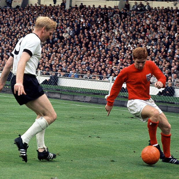 CopaLendas's tweet photo. Alan Ball, Jr., Inglaterra 🏴󠁧󠁢󠁥󠁮󠁧󠁿.
Copa do Mundo de 1966, Inglaterra.
Campeão Mundial.
0 gol, 4 jogos.
#ball #england #worldcup1966 #copa1966 #fifa #legend #champion #englishteam #thethreelions #thefa #wembleystadium #julesrimet #alanball #eng https://t.co/HhhxnSPZb8