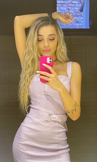 Lets shake things up. #ShakeMonth  I am online now. https://t.co/VAKjJaMPNQ  @Flirt4Free @Flirt4FreeGirls<a href="/tag/shakemonth"class="tags">#ShakeMonth</a>