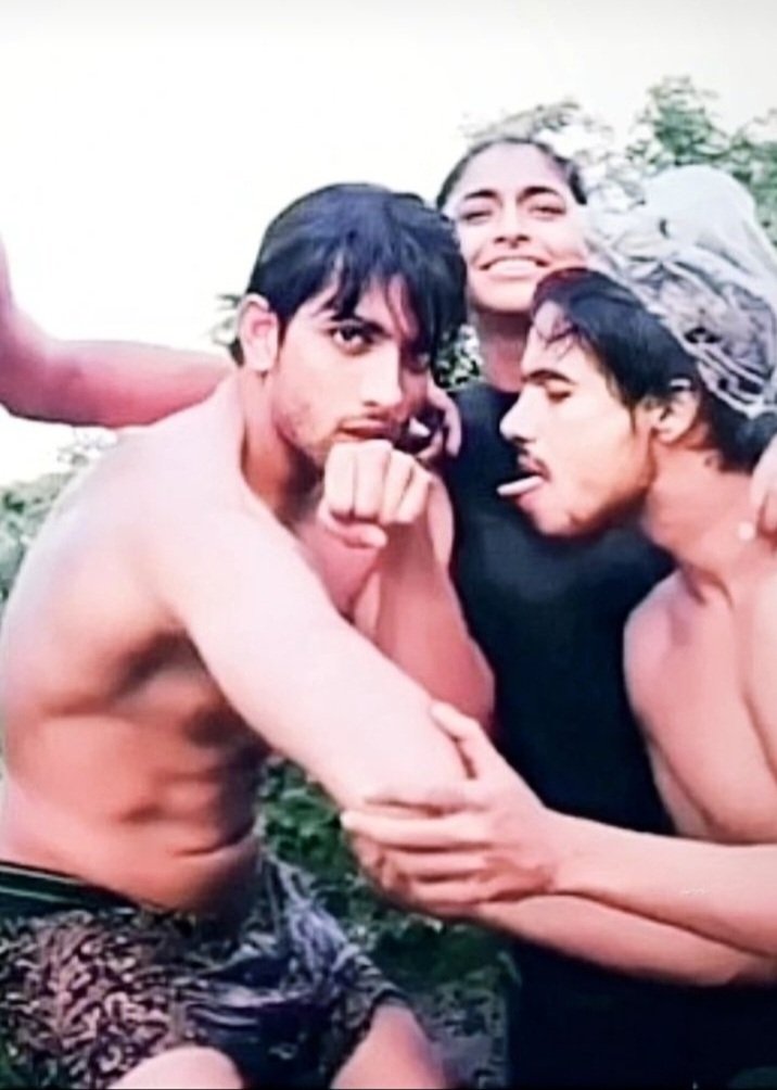 cutieshiva's tweet photo. Happy birthday billi🥳🥳🥳🥳🥳 @tom bhagwan kare teri sari ships isi tarah salamat rhe🥳🥳🥳🥳🥳🥳🥳
#nasha #tabmaan #tasan
Ps. I can't love u I can't hate u I don't know what to do was best🚶‍♀️ https://t.co/CUkRESfxsd