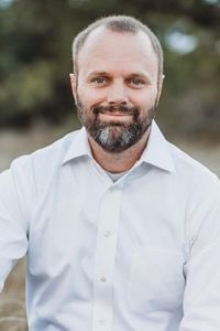 TXTanoStan99's tweet photo. 🚨ENDORSEMENT ALERT🚨

I endorse @WesleyVirdell for Texas House District 53.

He’s the Texas State Director for Gun Owners of America.

He’s challenging RINO Rep. Andrew Murr who is too busy running errands for corrupt Dade Phelan.

An R+53 district like HD53 deserves better. https://t.co/iRq7BJmDF9