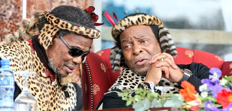 REUNITED 👑❤️🕊️ Prince Mangosuthu Buthelezi, umntwana wakwa Phindangene and his Majesty King Zwelithini ka Bhekuzulu, uBhejan'ephumesqiwini.