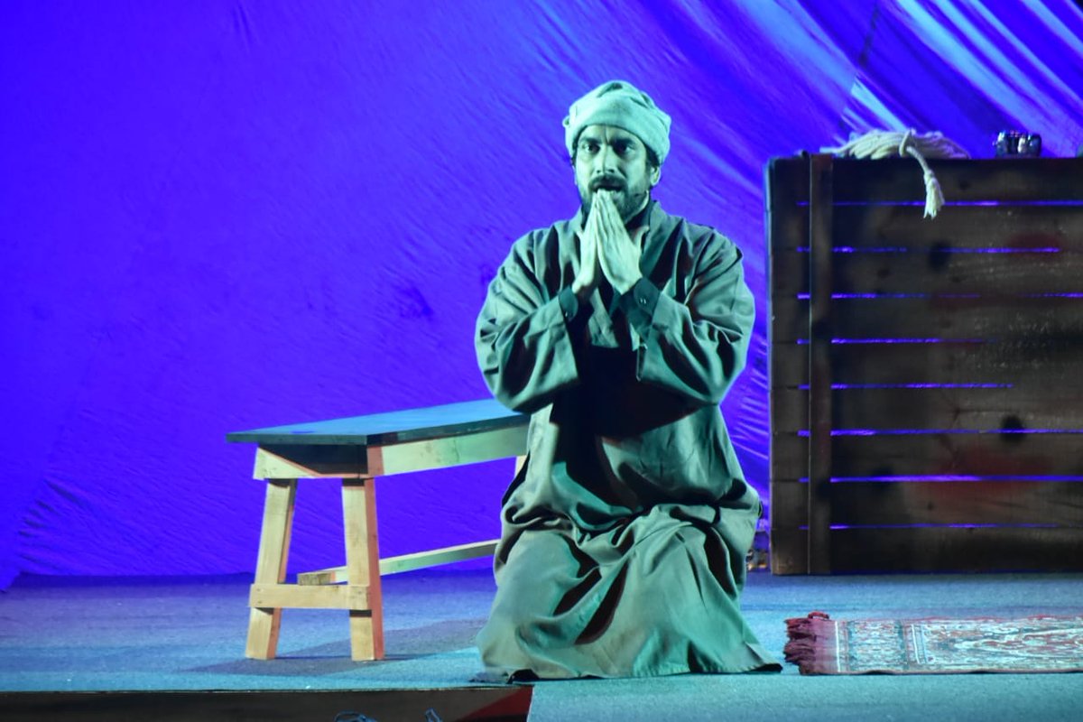 guwahatiplus's tweet photo. #PHOTO | Glimpses from Day 1 of Guwahati Theatre Festival 2023! We are overwhelmed by the response!!

1 down, 2 more to go!

#GTF2023 #GuwahatiTheatreFestival #Guwahati #Assam https://t.co/1K3z7Sfau4