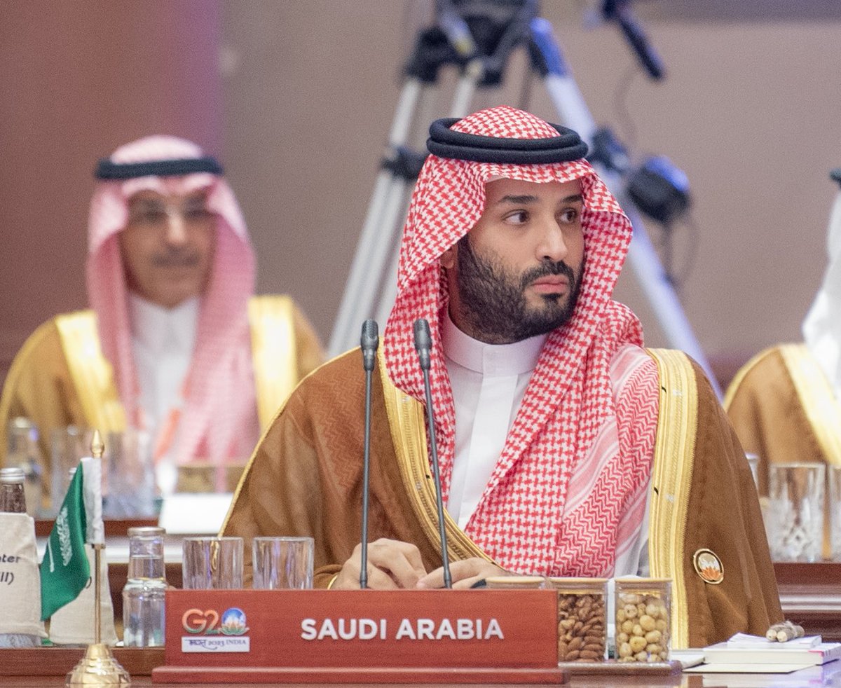 سمو  سيدي #ولي_العهد يرأس وفد المملكة في قمة #مجموعة_العشرين المنعقدة في مدينة نيودلهي بجمهورية الهند.