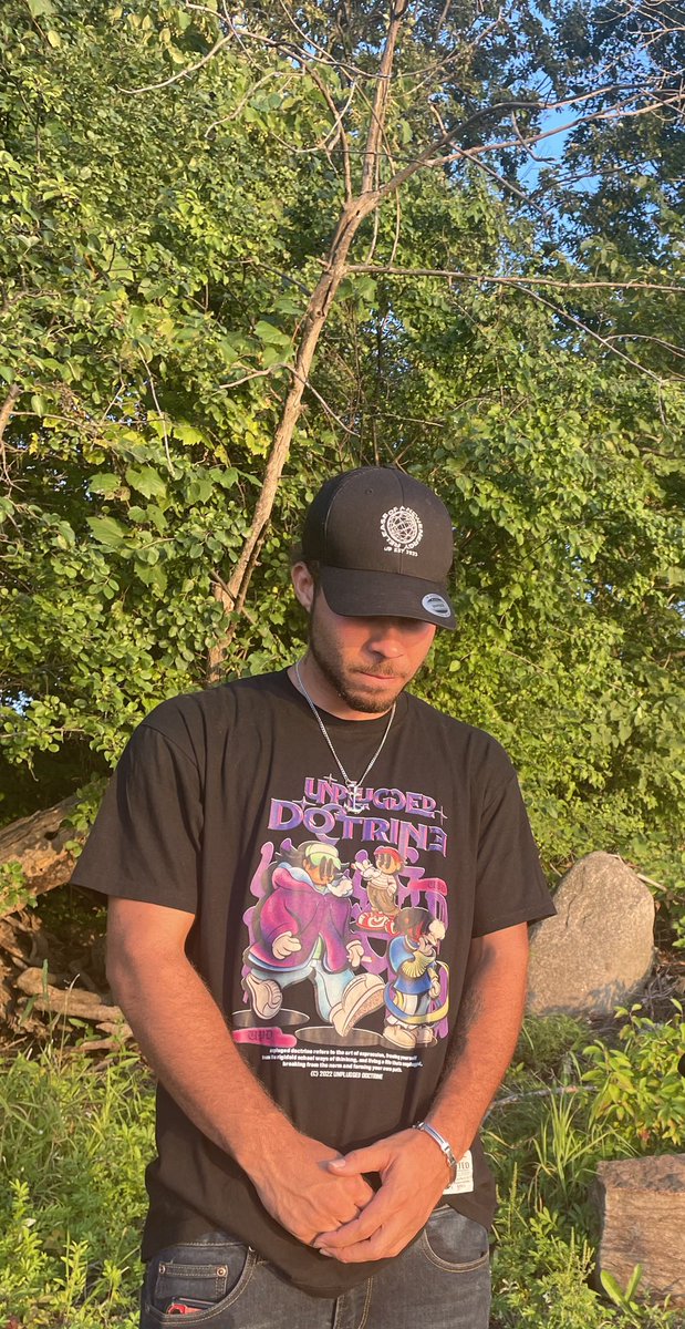 Unpluggedwears's tweet photo. Rocking unplugged wears with so much confidence! https://t.co/2hPFkSx7nJ