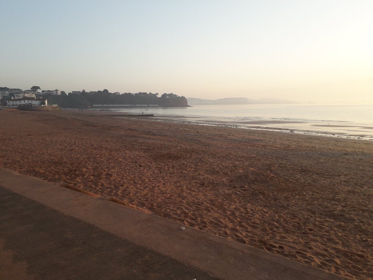 Best thing ever for my wellbeing - view from this mornings 5 mile run. Everyone should try, no matter how fast or how far #wellbeing #lucky