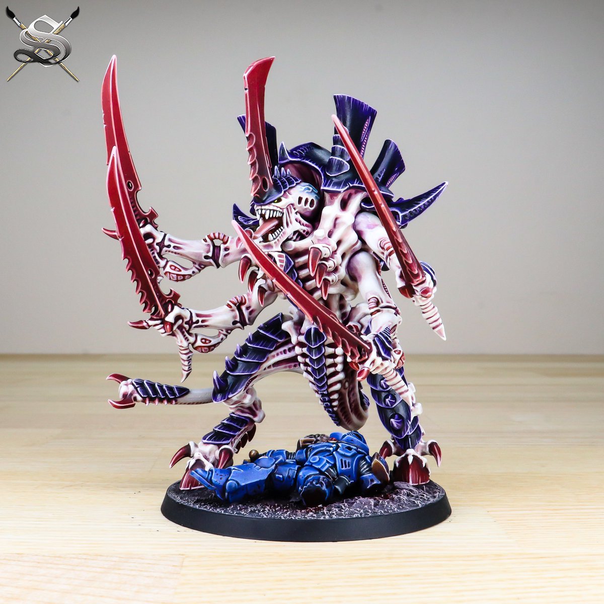 SiegeStudios's tweet photo. A vicious Tyranid Swarmlord we past completed in the Hive Fleet Leviathan scheme for our client as part of an army phase!

👾 What Tyranids are you adding to your collection this weekend

#tyranids #tyranid #thegreatdevourer #hivetyrant #swarmlord https://t.co/XmZntdI5WB