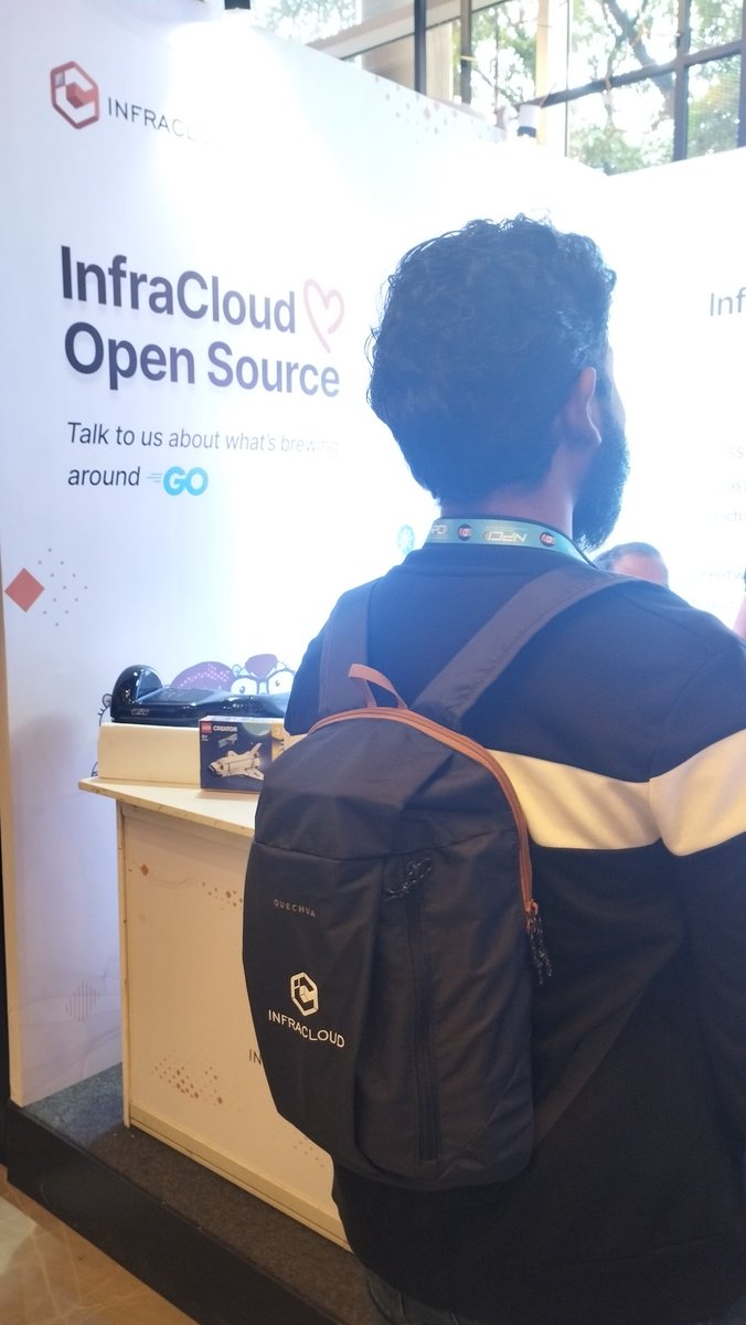 infracloudio's tweet image. Win the swags from everywhere &amp;amp; keep them safe in our swaggy-bag  🎒

All need to do is play #SpellingBee game 🐝 at our booth.

Visit now!

#GopherConIndia2023 #GopherConIndia23 @GopherConIndia #GCI23 #ICatGCI #swags