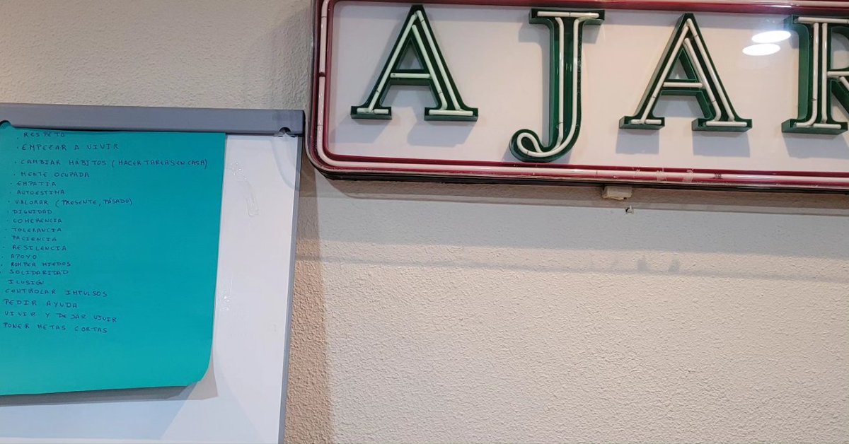 Herramientas para la rehabilitación, ese ha sido el tema principal de la terapia dirigida por @carlitosleal07 ¡Felicidades! Nos has hecho recapacitar y descubrir apoyos para seguir adelante #nodrogas  #sinalcohol #sintabaco