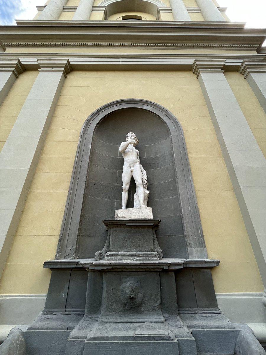 Good Day everyone

I’m looking for ‘aged NFT’, so look for your unsold ones, the older the better!

Please spread the word ✌🏻