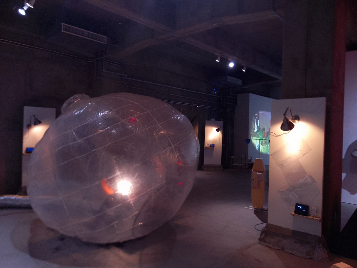 isg_k's tweet image. 「JUNK'S PORTS」
2023.9.7 (木) - 9.22 (金)
キュレーション:涌井智仁/石毛健太/BIEN
参加作家:石毛健太/Kazquiz/菅野歩美/小林椋/篠崎裕美子/BIEN/町田太一/MES/runurunu/涌井智仁/渡邉早貴
協力:一般社団法人HAPS/ホープフルピッグ
開廊時間: 12:00 − 18:00
休廊日: 日月祝