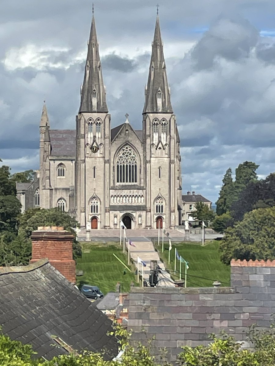 Barry Matthews tweet media