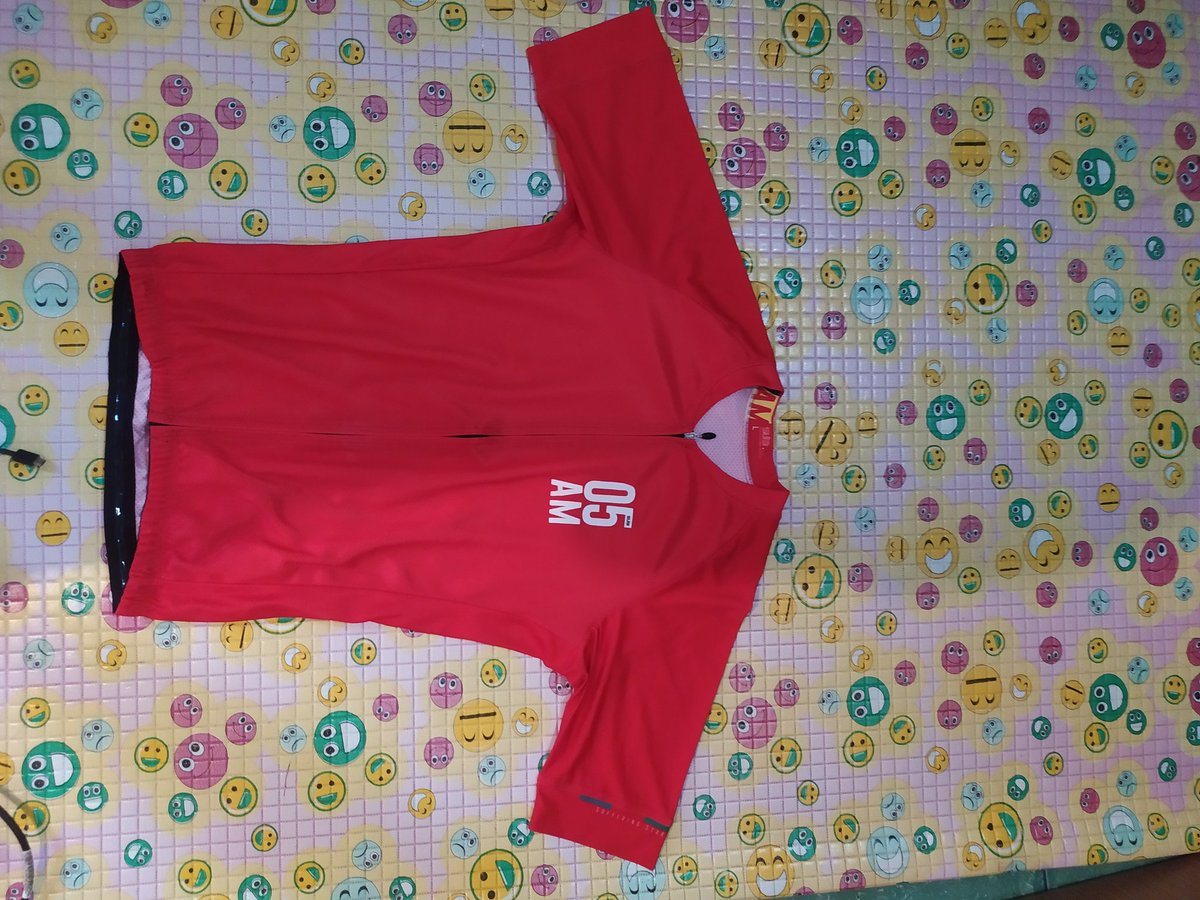 dimaseriana's tweet photo. Wts #fnfjb Sub jersey sz L wrna merah dan biru kondisi g ada minus. Dijual karena sudah bosan
Harga 200 rb per pcs borongan 350 rb
Lokasi tuban jawa timur
Wa. 085731875675 https://t.co/CsyDaJ8Idj