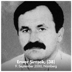 heute vor 23 jahren wurde enver Şimşek ermordet. er war das erste von zehn opfern des nsu. es ist beschämend was nach dem aufliegen des nsu alles passiert ist in diesem land. rassismus hat hochkonjunktur und sitzt immer noch in den parlamenten.