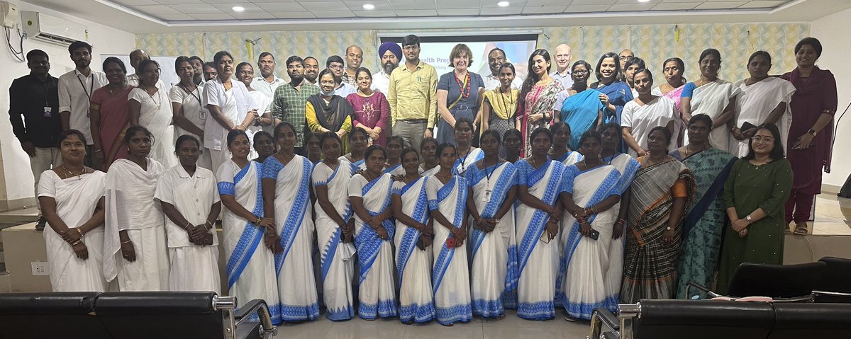 The SMARThealth Pregnancy team with our important stakeholders on the ground in Siddipet. Ongoing communication, listening and collaboration is essential for effective stakeholder engagement. ⁦⁦@DrJaneHirst⁩ @georgeinstitute⁩ ⁦⁦@GeorgeInstIN⁩ ⁦