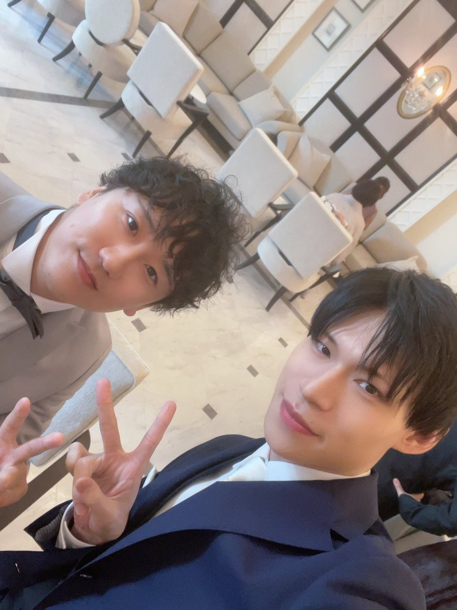 結婚おめでとう！！！

結婚欲は高まらんかったけど、結婚式欲は高まった。めっちゃいい式典👏👏👏