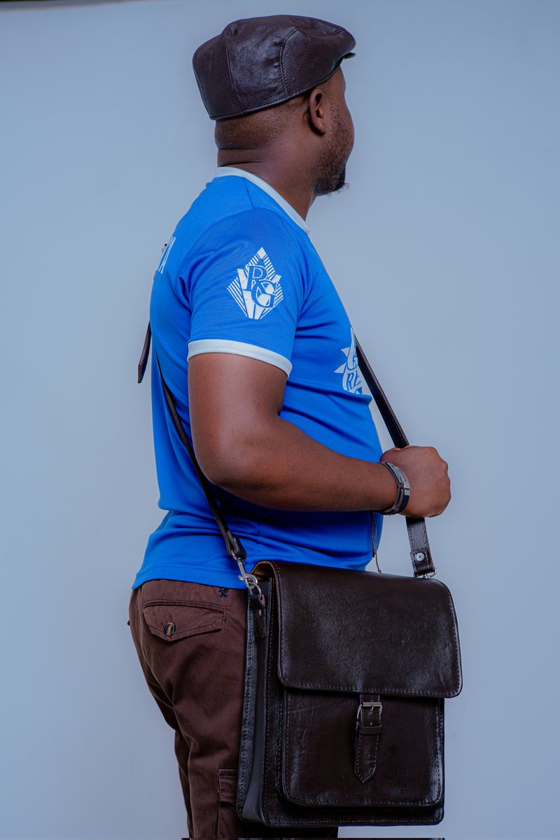 Dear @OfficialDynamos. My name is Munyaradzi James Munjoma. I design and sell genuine leather products. That sling bag is going for $90. My number is +263718119824 Kindly RETWEET for a wider Dembare audience.