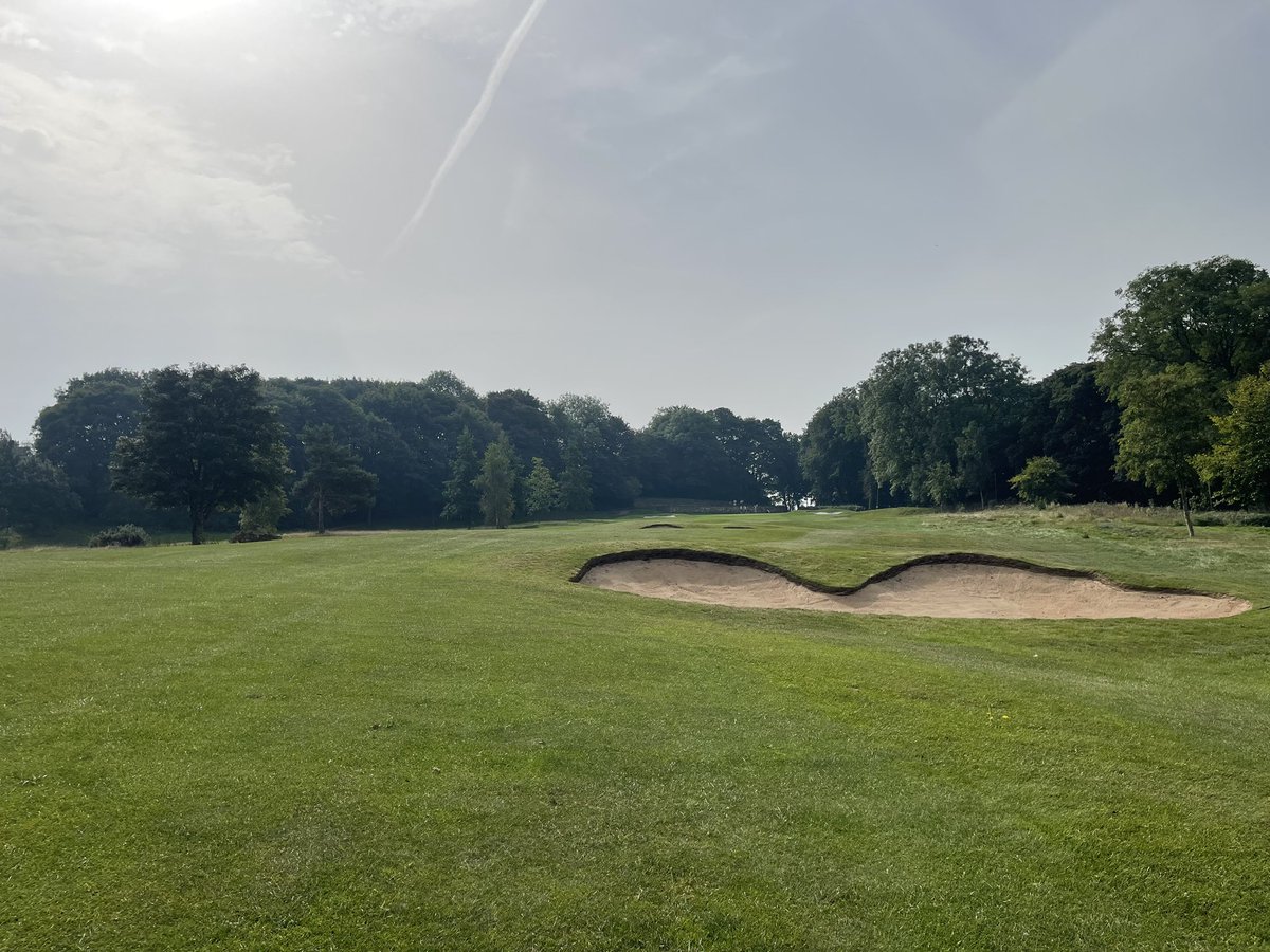 nice_stuart's tweet image. Great day yesterday @HALLOWESGOLF in the Graham plumbers merchants golf day, course was fabulous condition, best greens I’ve played on all year, well worth a visit. ☀️🏌️‍♂️👍