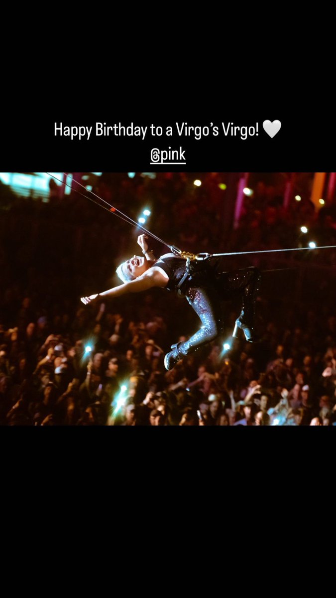 Pink's European Team ❤ tweet media