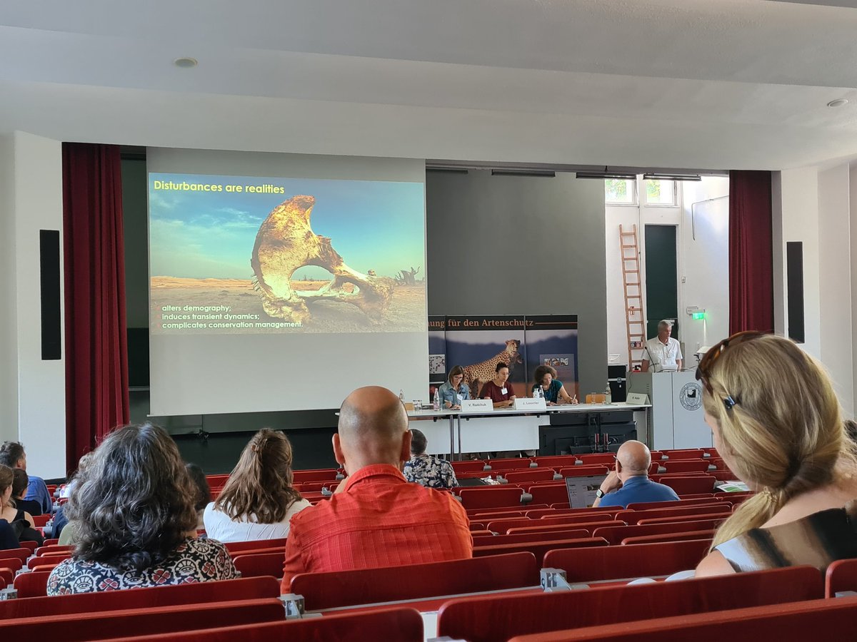#wildlife 🐘🦍🦌🦇🦒🦅🐧🦉🐦research and conservation conference started in #Berlin, organized by @IZWberlin, @WWF_Deutschland @EAZAFund , exciting talks and posters for the next three days on how to stop the #biodiversity crisis in times of #ClimateCrisis