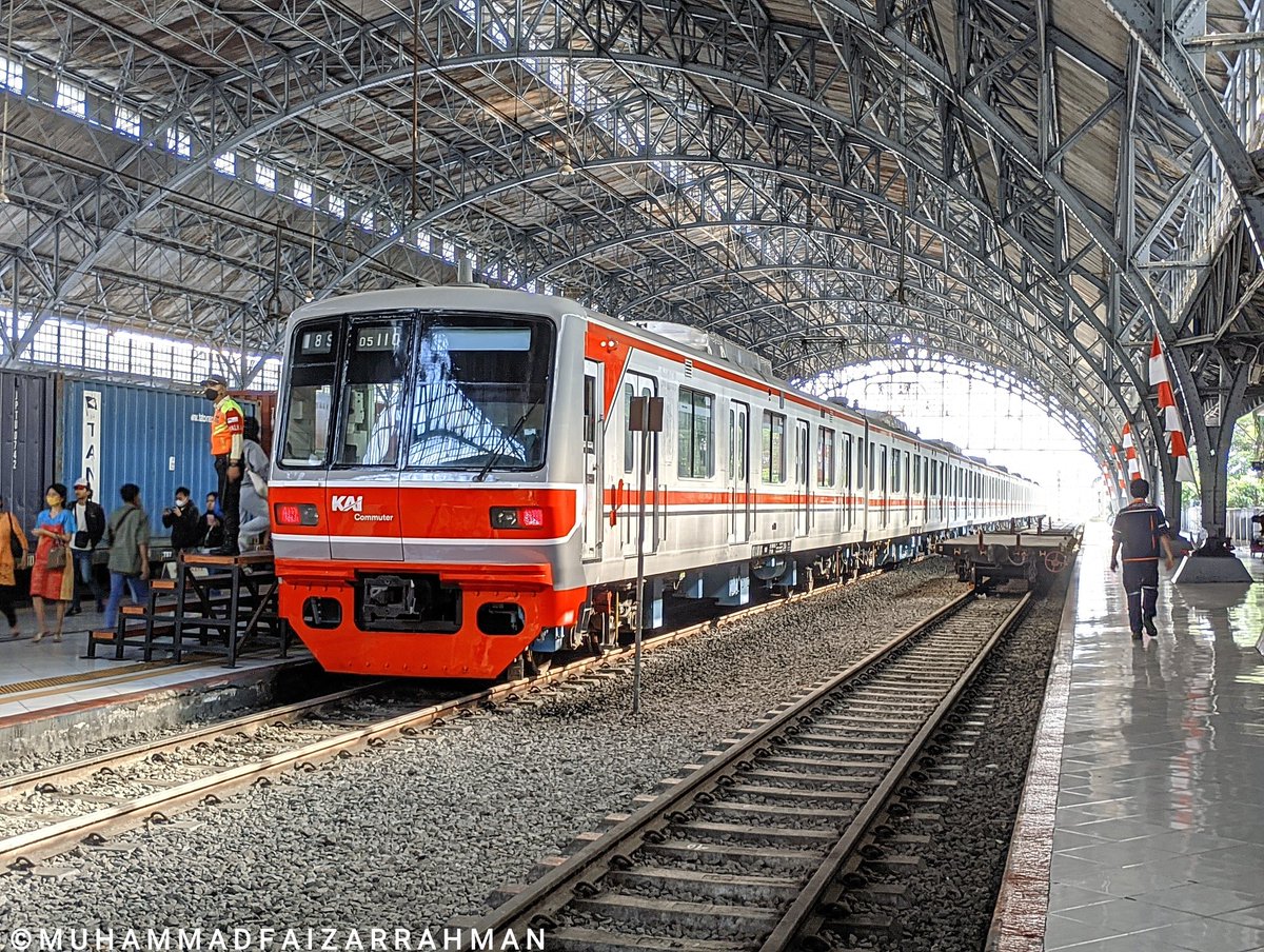 yoasobiloved's tweet photo. #fotosepur #tm05 #tokyometro05 #tokyometro05series https://t.co/wCQKErfSVO