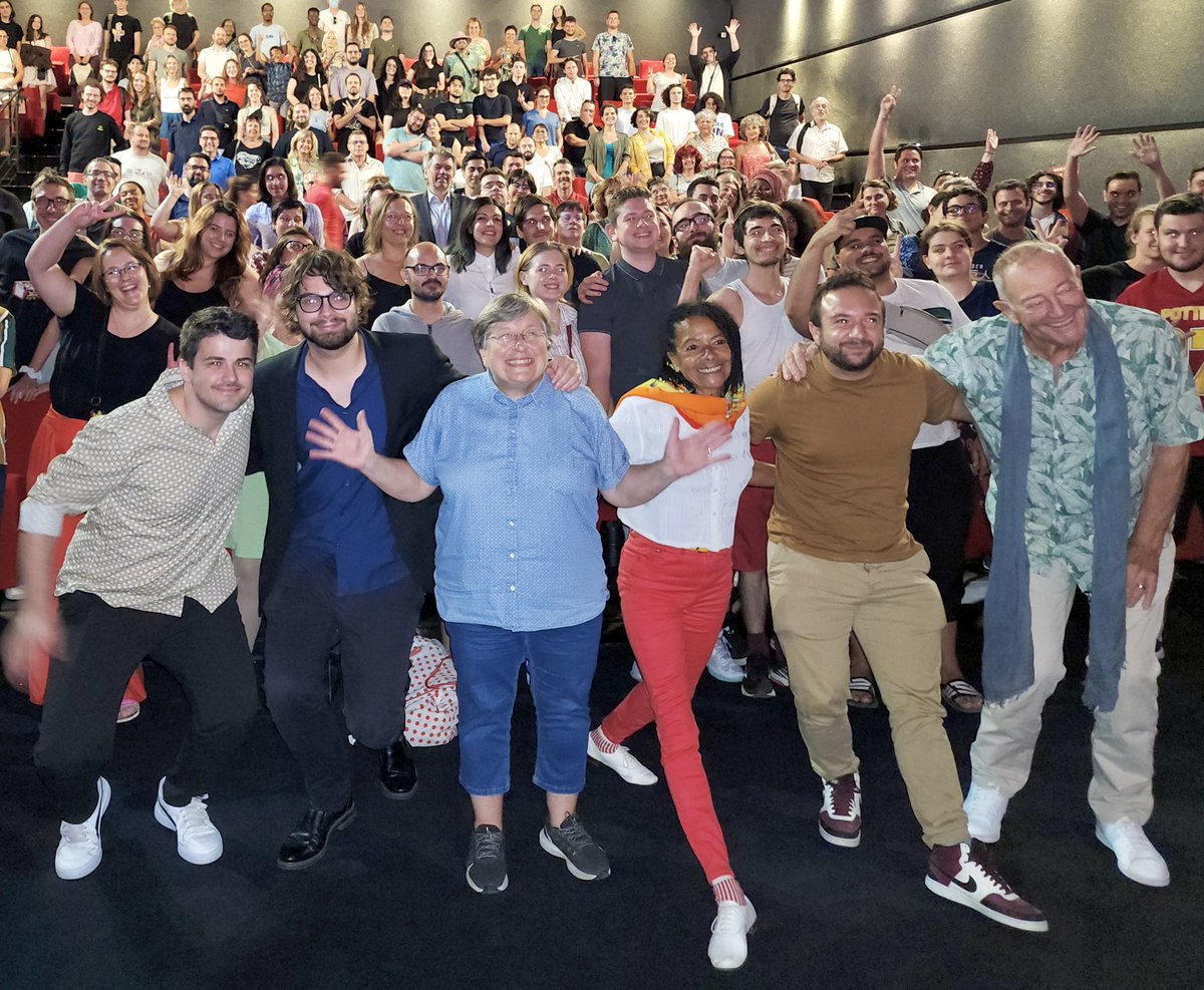 Pathé Toulouse (@pathetoulouse) on Twitter photo Un IMMENSE merci à vous d'être venus hier soir pour notre table ronde à Labège, merci à nos invités <a href="/LecordierB/">Brigitte Lecordier</a> <a href="/KelyanBlanc/">KelyanVF ⚡️</a> Maïk Darah Benoit Allemane <a href="/MarioSautre/">Mario-Alberto SAUTRÉ // MAScope</a> Guillaume Péna & Alain Dorval pour ce duplex !
Retrouvez-les ce week-end au <a href="/popcon_co/">POPCON&CO</a> que nous remercions aussi😊 Un IMMENSE merci à vous d'être venus hier soir pour notre table ronde à Labège, merci à nos invités <a href="/LecordierB/">Brigitte Lecordier</a> <a href="/KelyanBlanc/">KelyanVF ⚡️</a> Maïk Darah Benoit Allemane <a href="/MarioSautre/">Mario-Alberto SAUTRÉ // MAScope</a> Guillaume Péna & Alain Dorval pour ce duplex !
Retrouvez-les ce week-end au <a href="/popcon_co/">POPCON&CO</a> que nous remercions aussi😊
