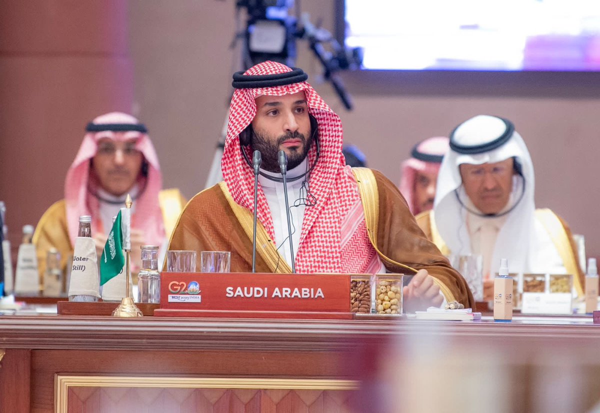 Sultan1414_KSA's tweet photo. القمة في قمة ♥️🇸🇦🫶🏻 #ولي_العهد_في_قمة_العشرين https://t.co/8CW6cqZhzI