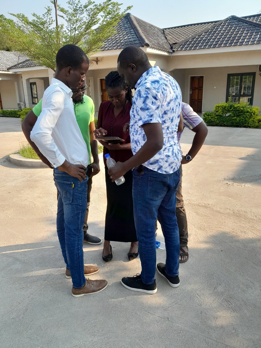 allanoware's tweet photo. Testing of the Malawi Customary Land Mapping Tool by officers from the Ministry of Lands (Malawi) and Land Reforms Implementation Unit in preparation for the upcoming customary land registration exercise in Lower Shire region. #geotech4tenure https://t.co/7AhgOkVVFM