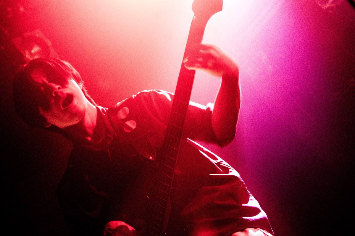 blackbass_pg's tweet photo. 23/07/09 郡山 PEAK ACTION.
PEI ( @pei_iwaki ).
@syo_own @drk00 
Organized by meet( @meet_fukushima ).

#PEI #live #livephoto #photograph #shooting https://t.co/fH87Zdu5Vt