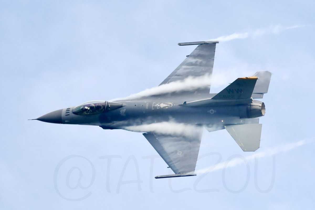 _tatezou's tweet image. 2023/09/09 #航空自衛隊 #三沢基地 (#RJSM)  #SM_watcher 
F-16デモフライト訓練(#DemoPacaf #PACAFViperDEMO)
ベイパーが帯に⸜(* ॑꒳ ॑*  )⸝