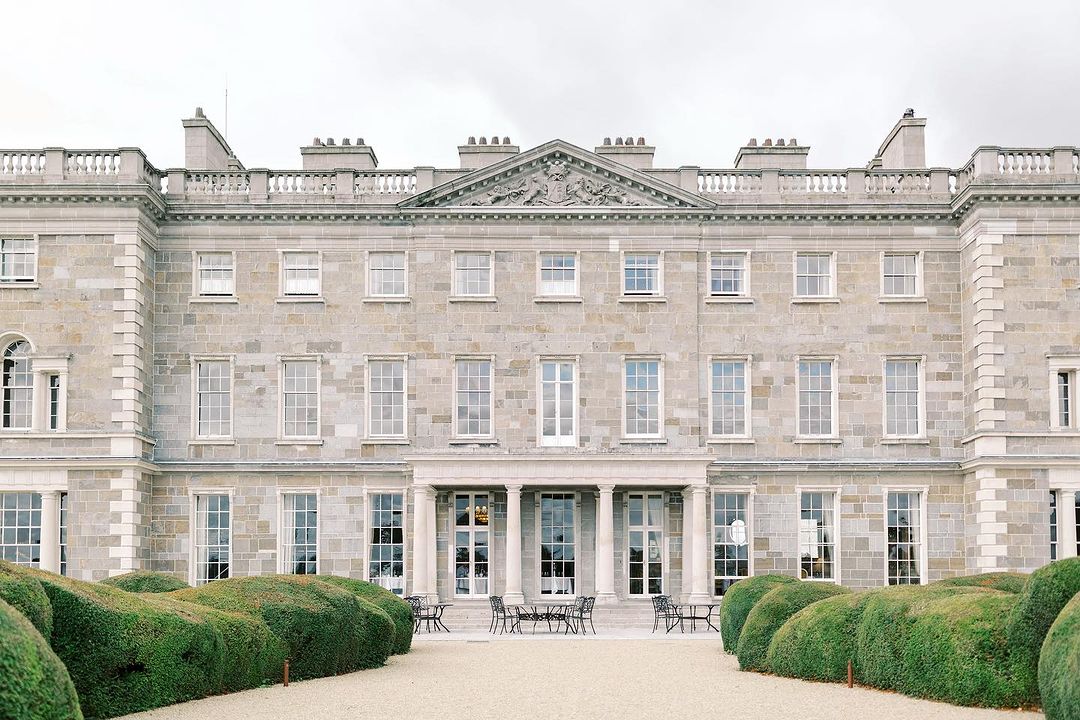 A day to remember, a lifetime of love ❤️ Say 'I Do' at @cartonhouse.fairmont with unforgettable moments like this, captured by 📸 @niamhsmith.weddings Enquiries | Link in bio 🔗