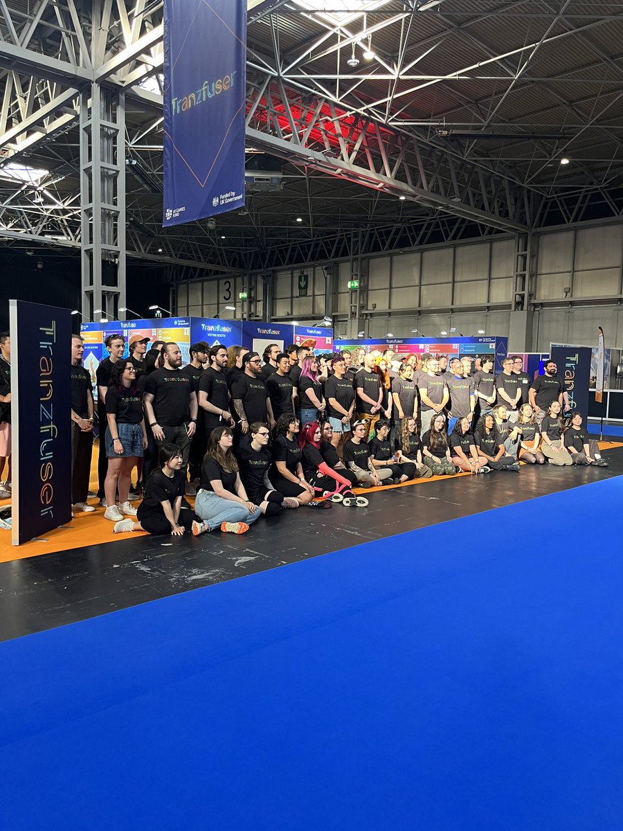 The sun is shining on the #Tranzfuser2023 teams as we head into day 2 of <a href="/IGFestUK/">Insomnia the Gaming Festival</a>! #i71 

Stop by to play the excellent 18 games on show today!