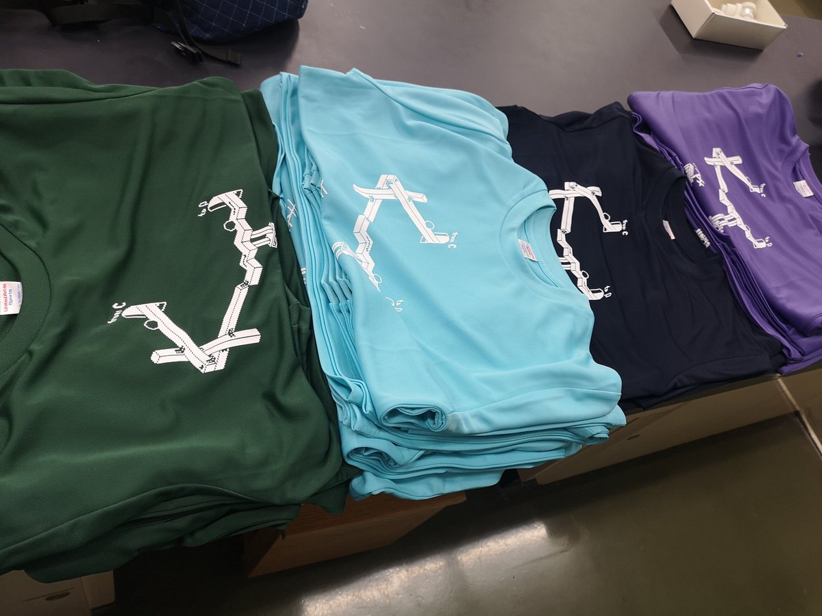 KT_Physics's tweet photo. Tシャツが届きました〜！ https://t.co/KgvdWF6EO6