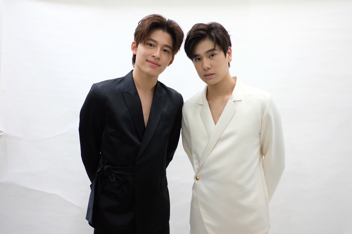 naravitaminz's tweet photo. from this                            to this

THESE BABIES GROW UP SO FAAAAAST
#GMMTVFANDAY7
#FandayCambodiaXPP https://t.co/v16HJhNjuW